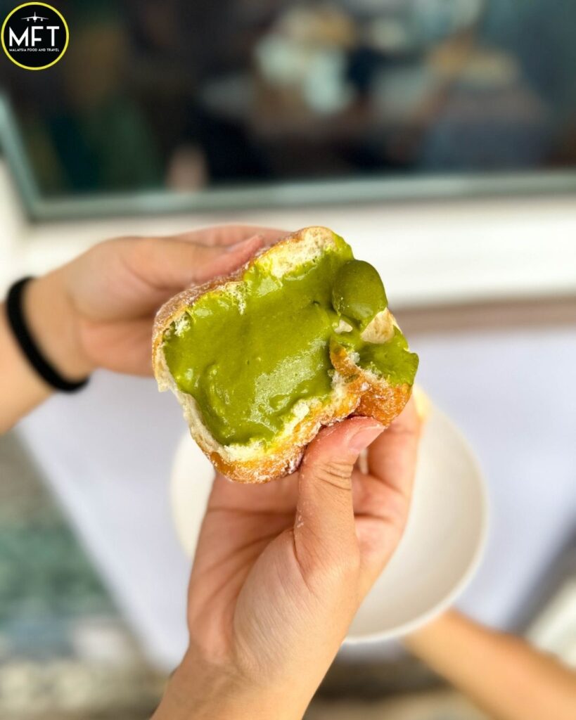 Dessert: Japanese cream puff